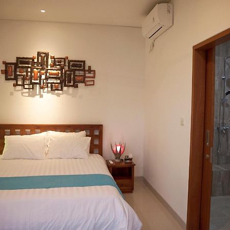 Pineapple Villa Sanur エクステリア 写真