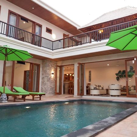 Pineapple Villa Sanur エクステリア 写真