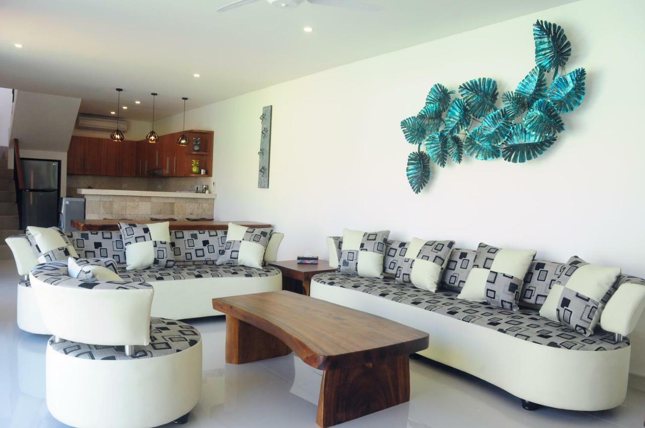 Pineapple Villa Sanur エクステリア 写真