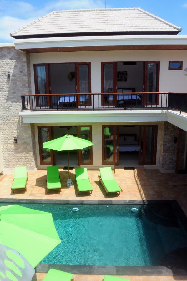 Pineapple Villa Sanur エクステリア 写真