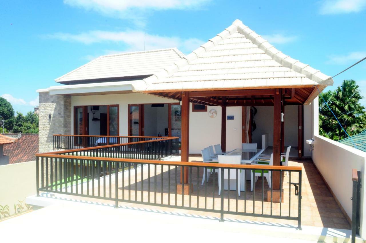 Pineapple Villa Sanur エクステリア 写真