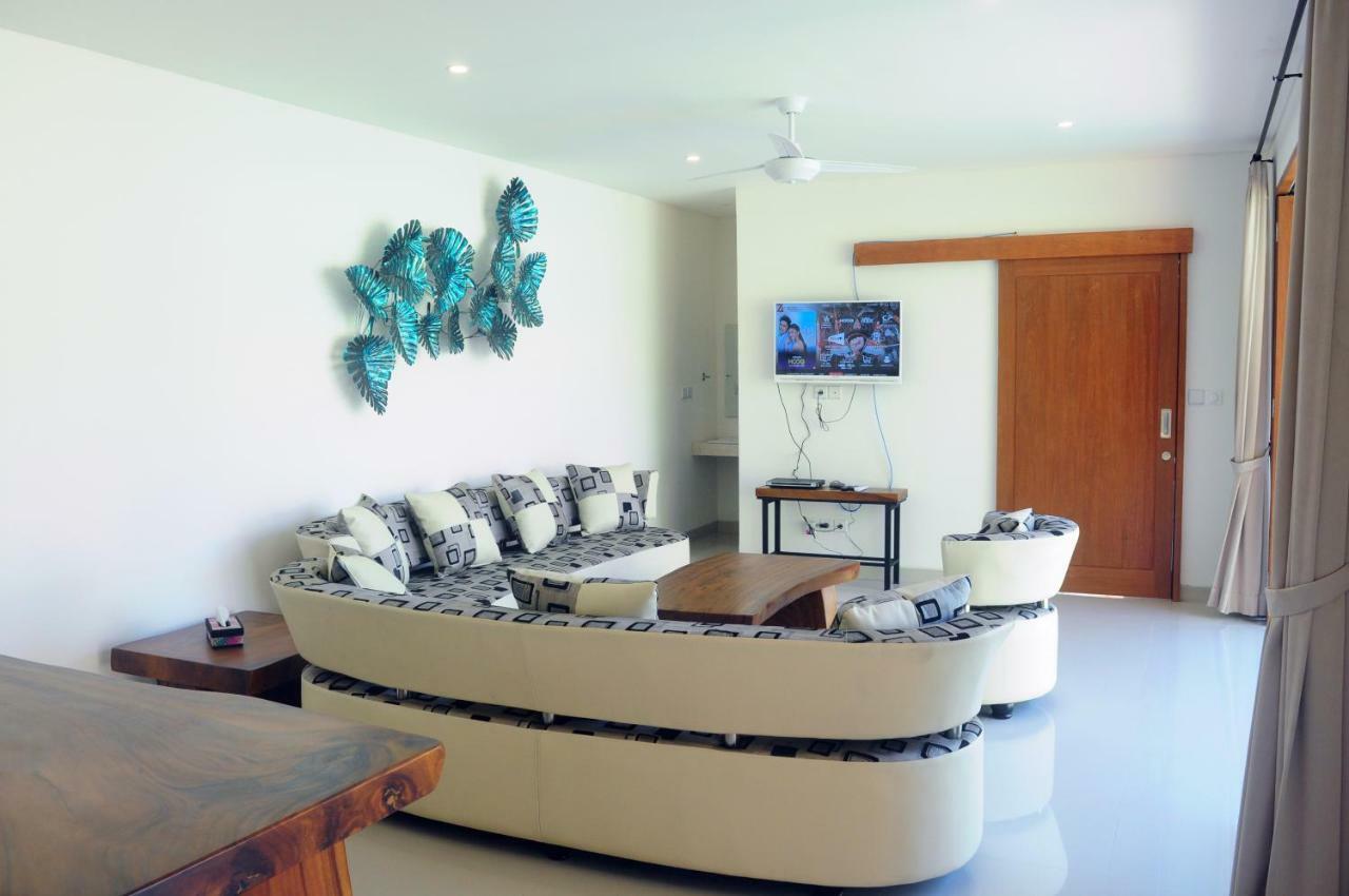 Pineapple Villa Sanur エクステリア 写真